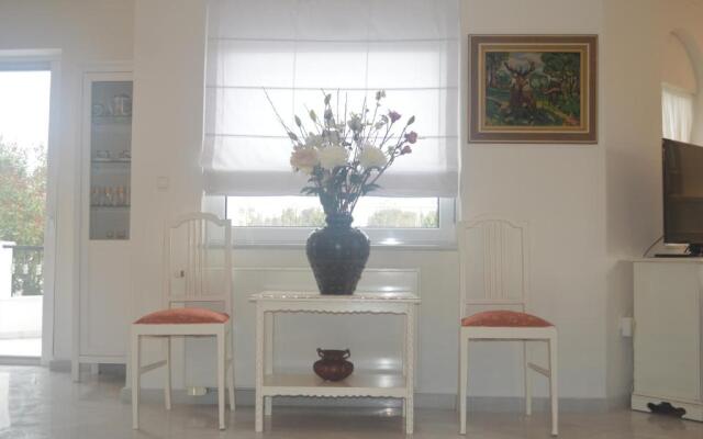 Lux 3-bedroom Villa - L&L Refuge