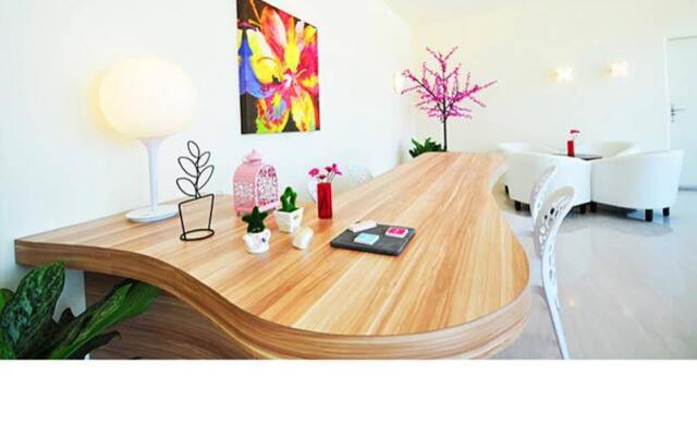 Le Guest House