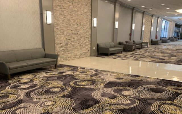 Holiday Inn Chicago North Shore by IHG