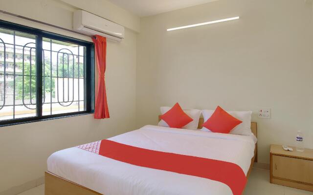 OYO 40162 Hotel Tiranga