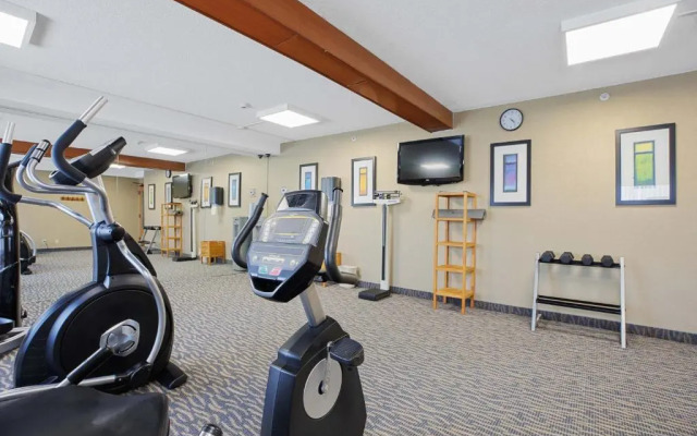 Sandman Hotel & Suites London Downtown