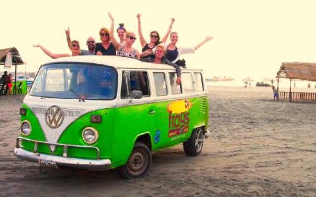 Frogs Surf Hostel Huanchaco