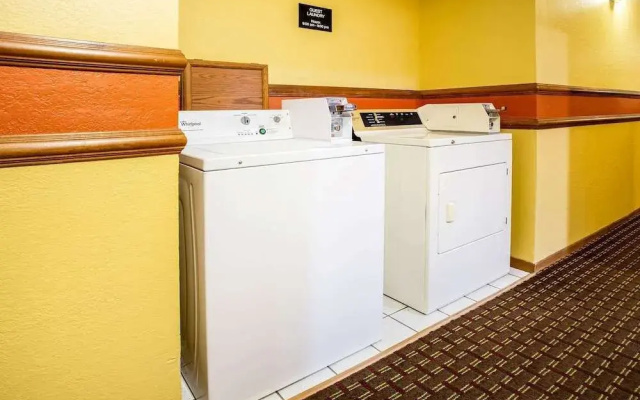 Ramada Limited Crawfordsville