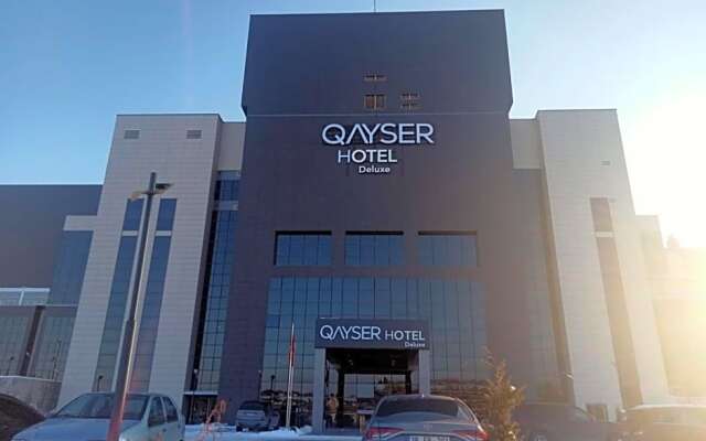 Qayser Hotel Deluxe