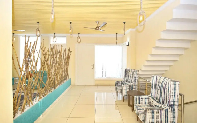 OYO 13130 Dream Nest
