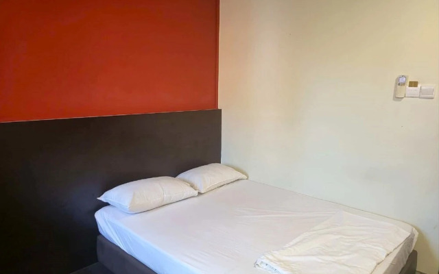 Golden Royal Hotel