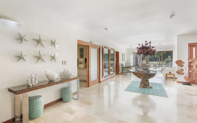 Luxurious 5-bdr villa at Casa de Campo