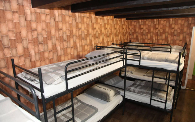 International Budget Hostel