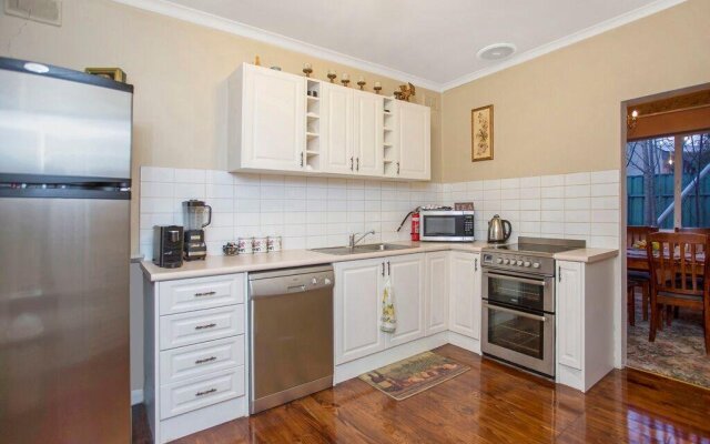 Hahndorf House B&B