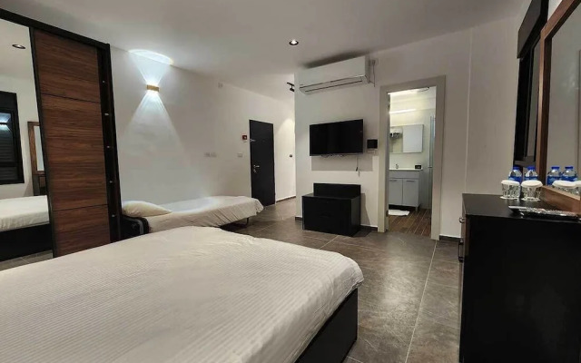 ZOZO Guesthouse