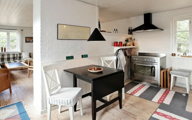 6 Person Holiday Home in Ulfborg