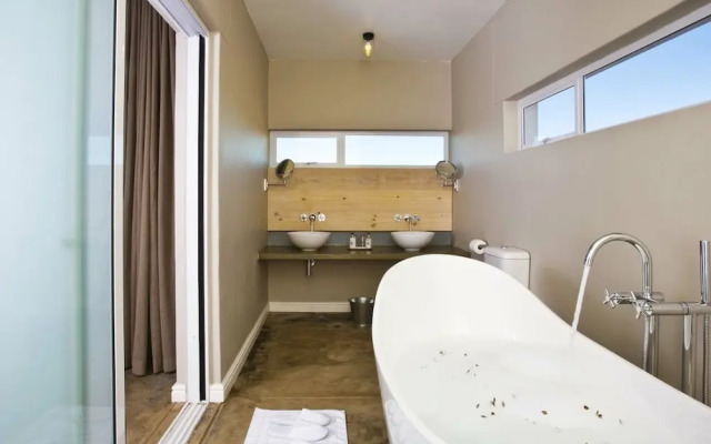 Africa Safari Lodge