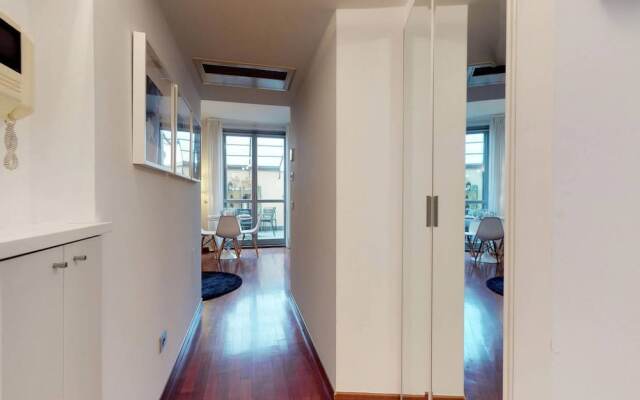 Design Apartment near Duomo Square