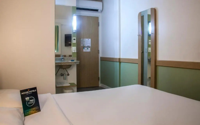 ibis budget Manaus