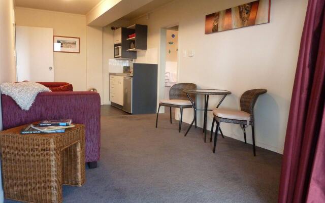 Raglan Sunset Motel