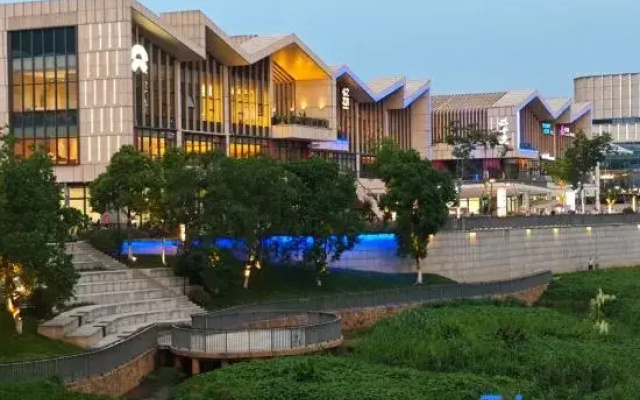 TRUE GO Hotel (Changsha South Railway Staion, Yuhua District Government Subway Station)