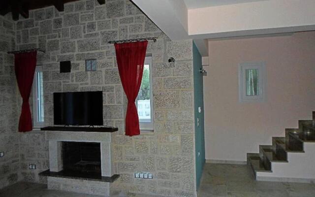 Villa *DROSIA*/5' from town & sea/Mountain View
