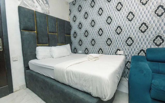 Clazz Hotel