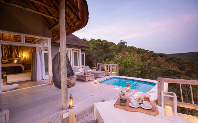 Clifftop Exclusive Safari Hideaway