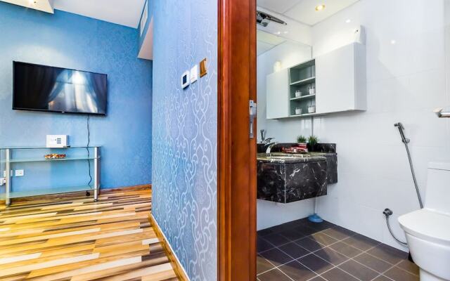 City Nights - 2B Burj Al Nujoom Tower