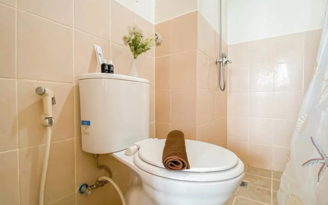 Cozy and Tranquil Studio at Podomoro Golf View Apartment