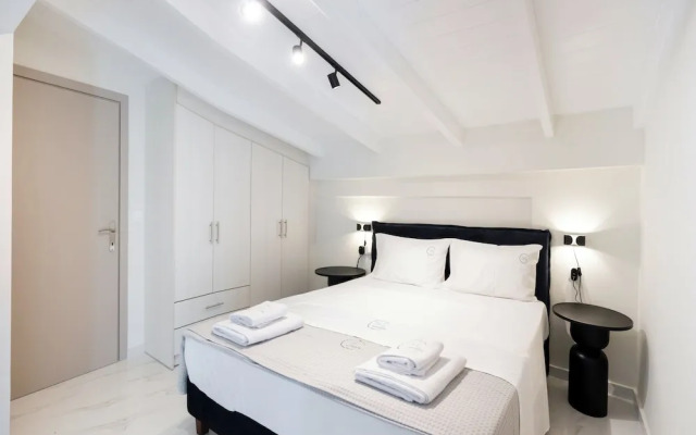 N&G Deluxe Maisonette
