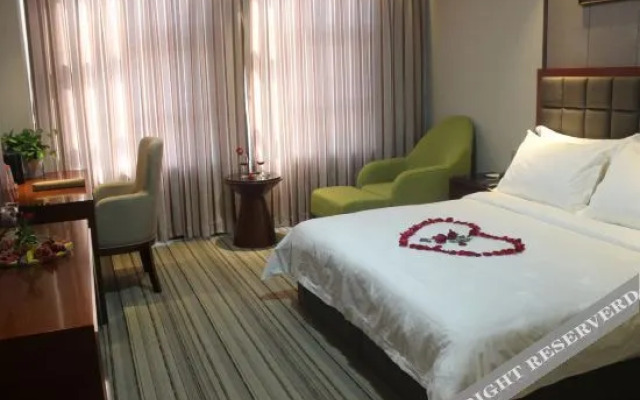 Wuyihai International Hotel (Huanghe Jiaotong College High-speed Railway Station)