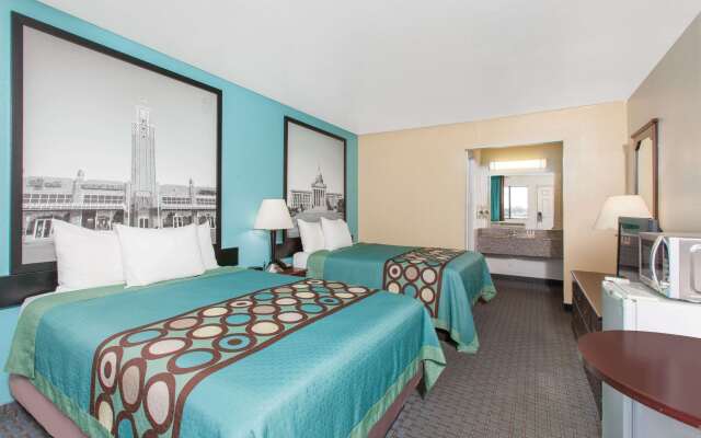 Super 8 by Wyndham Sallisaw