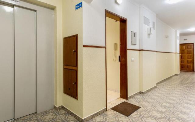 1BR Infante Flat in Quarteira by LovelyStay