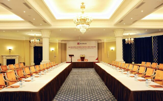 Dalat Edensee Lake Resort & Spa