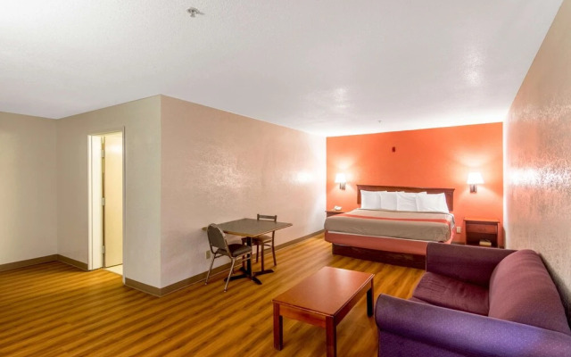 Motel 6 Oklahoma City OK