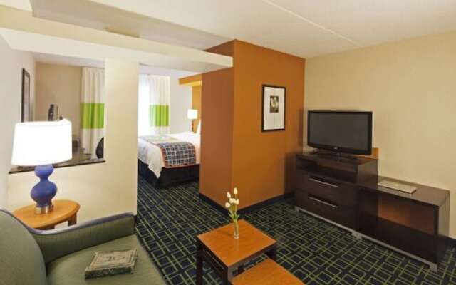 Fairfield Inn & Suites by Marriott Toronto Mississauga