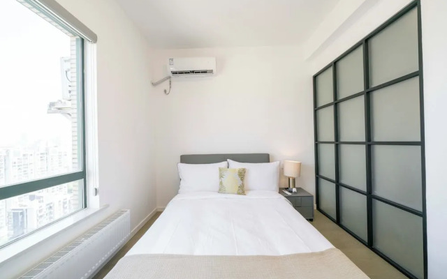 Tyms Elegant 4BR 2BA Apt Xujiahui Malls