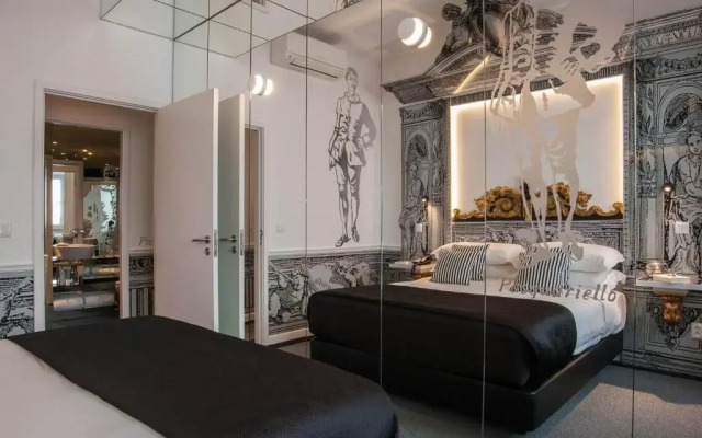 Teatro Boutique Rooms & Suites