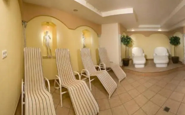 Hotel Persura