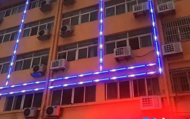 Xinfei Holiday Hotel (Suzhou Guogou Plaza) – Exterior – Suzhou