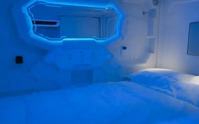 Capsule Inn Valencia Hostel