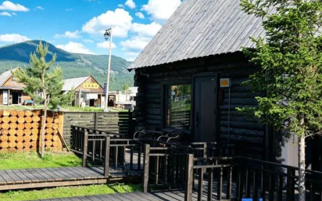 Qiao Kan · MOUNLOST · Designer Nomadic Bed and Breakfast (Kanas Scenic Area Branch) – Outside – Altay