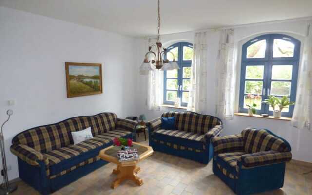 Holiday House by the Lake