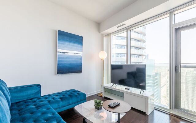 High-Rise Junior 2Br Condo downtown