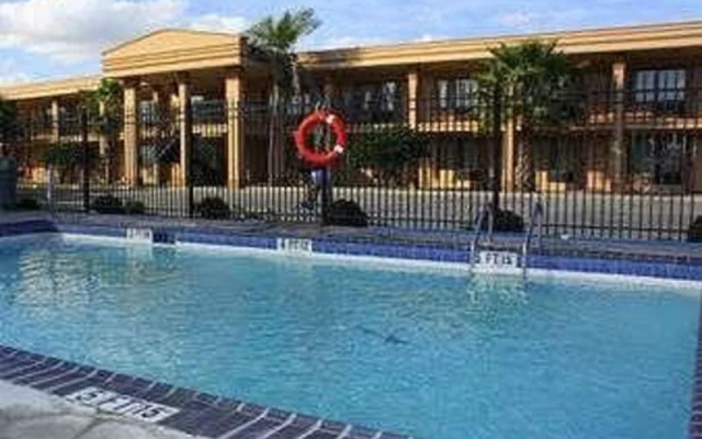 Days Inn Lake Charles