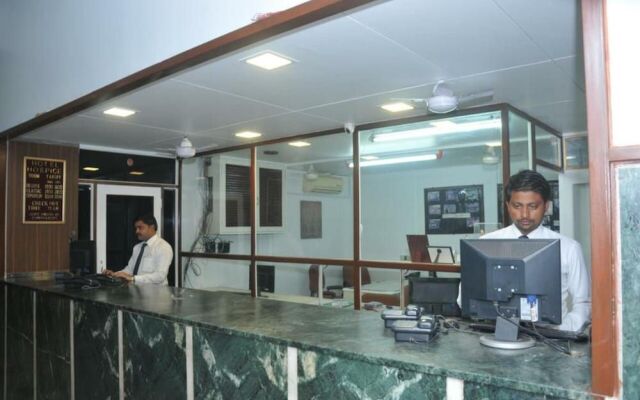 STARiHOTELS Railway Station Surat