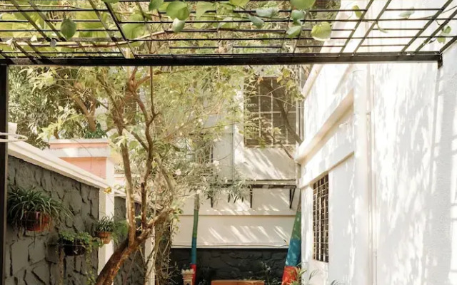 Hotel Lotus Guest House