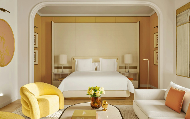 Отель Four Seasons Milan