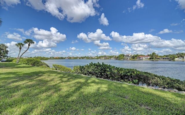 Midnight Cove Ii 134f - Bayside Views! 2 Bedroom Condo