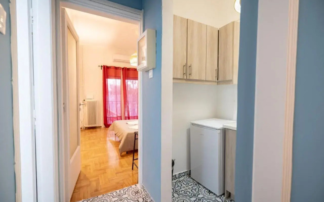 Panormou metro station 1 bedroom 2 persons flat