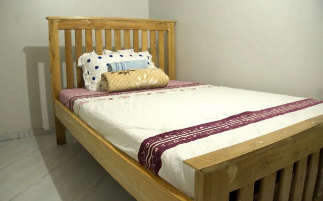 PLM Guest House & Restaurant