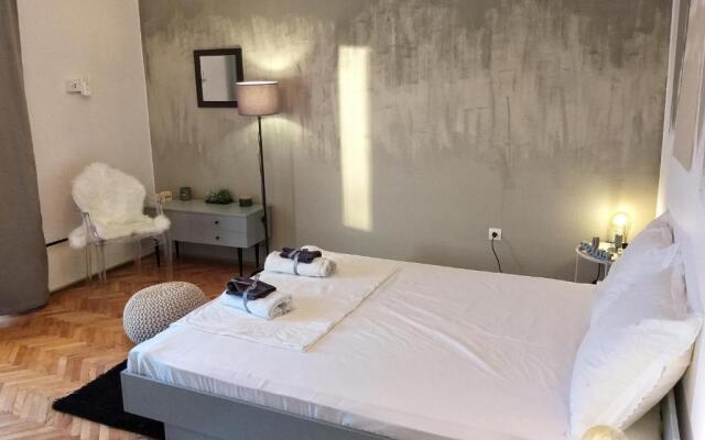 Apartman for 4 - Lovreta
