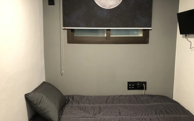 Apollo Guesthouse