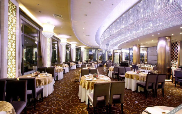 Lujiang Harbourview Hotel